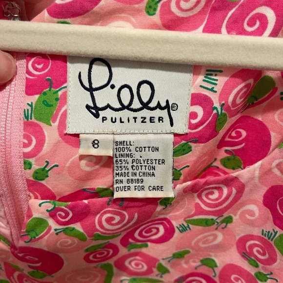 💖 Lilly Pulitzer Pink Rosette Shift Dress Size 8 – White Label Classic 🌸✨ - Picture 3 of 3
